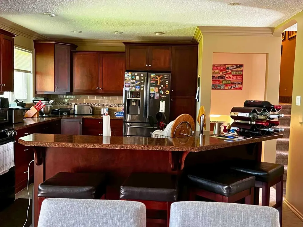5404 46 Street Valleyview AB T0H 3N0