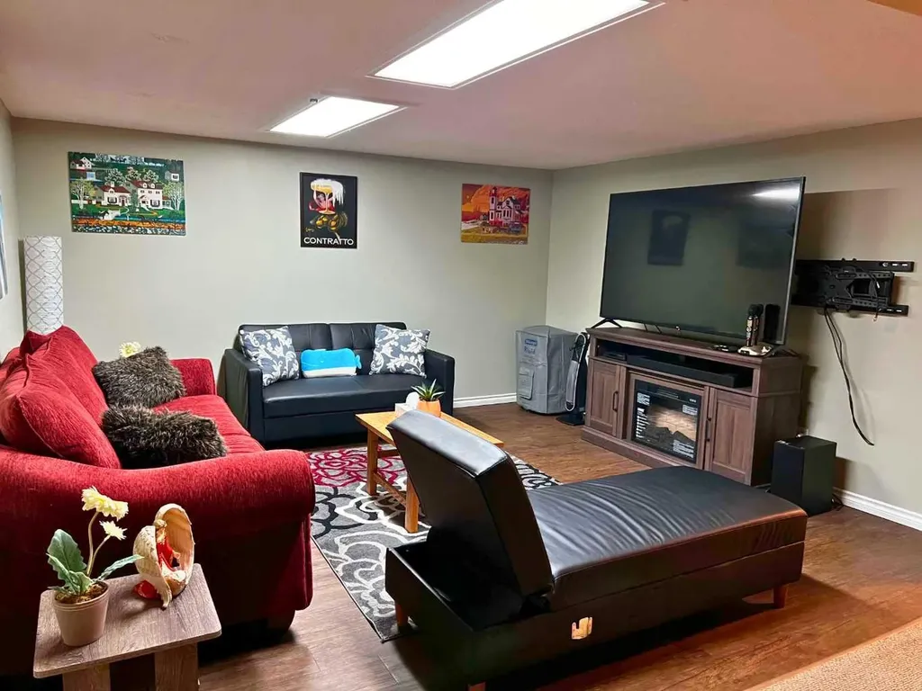 5404 46 Street Valleyview AB T0H 3N0