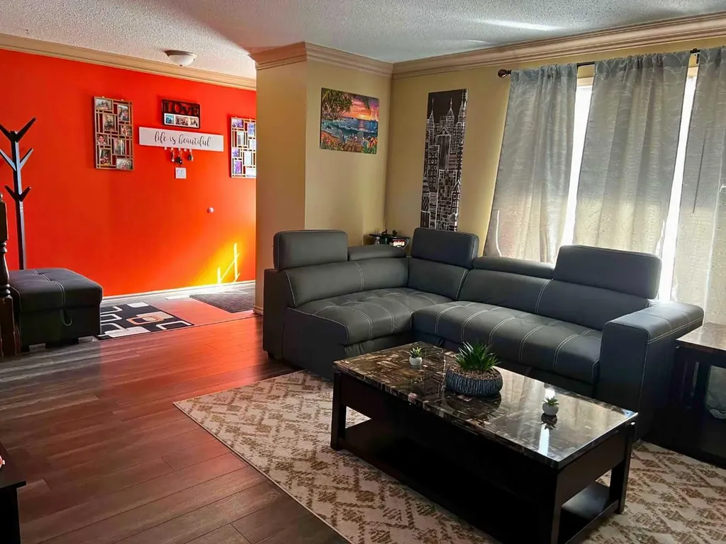 5404 46 Street Valleyview AB T0H 3N0