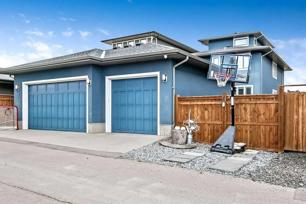 125 South Harmony Drive Rural Rocky View County AB T3Z 0C5