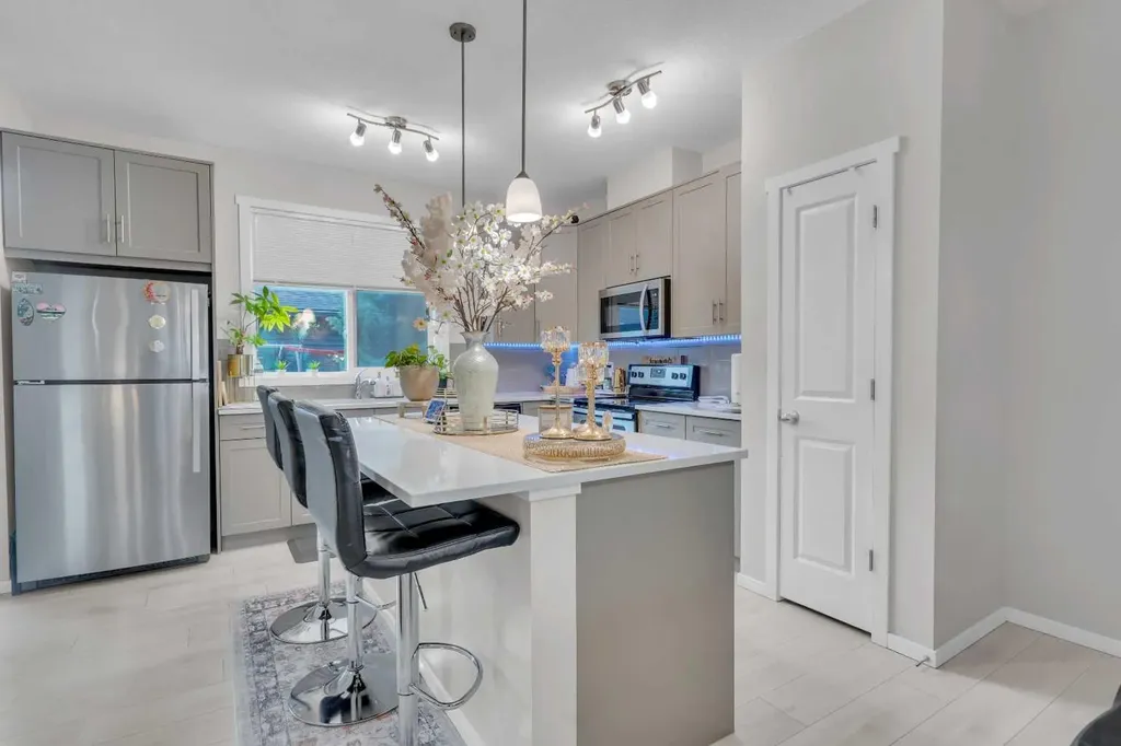 165 Savanna Street NE Calgary AB T3J 0X3