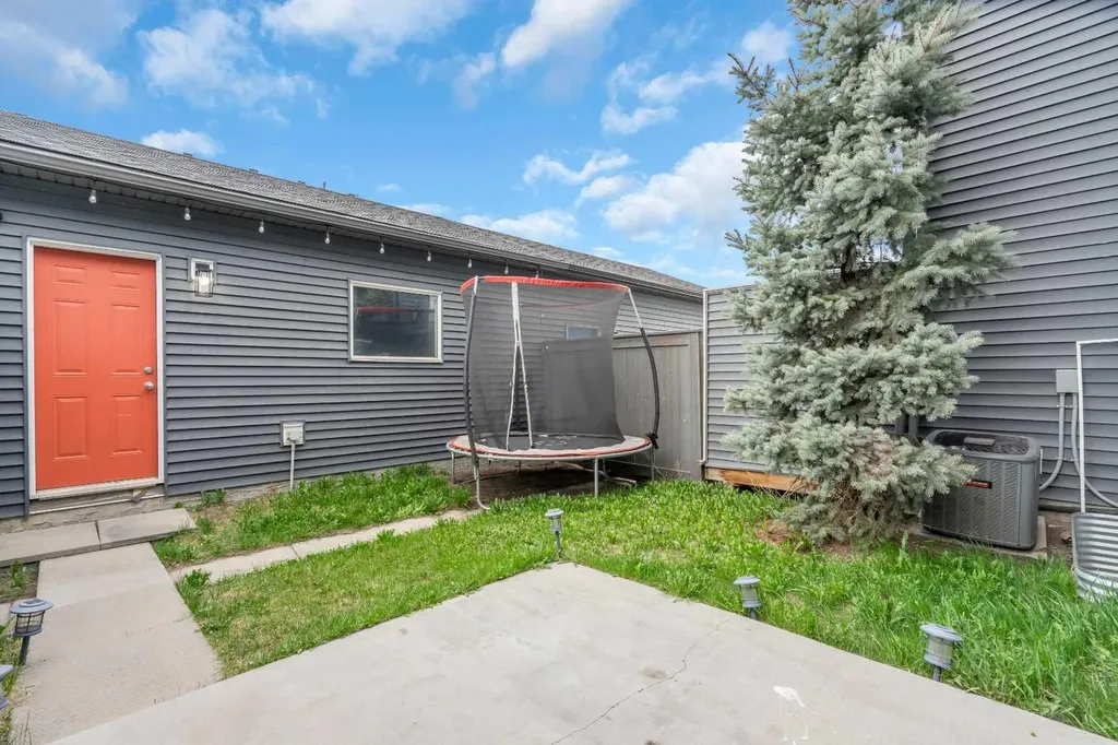 165 Savanna Street NE Calgary AB T3J 0X3