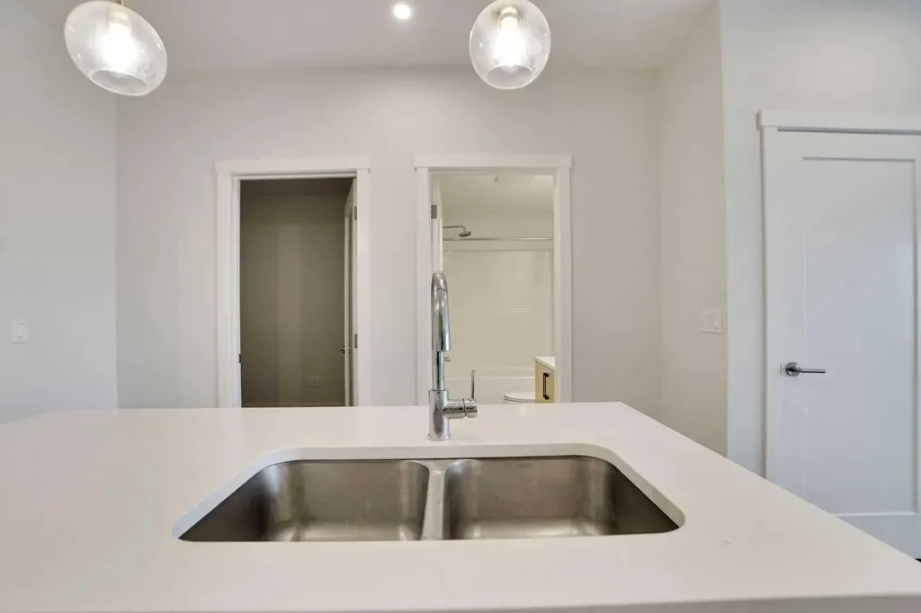 138 Sage Valley Common NW Calgary AB T3R1X7