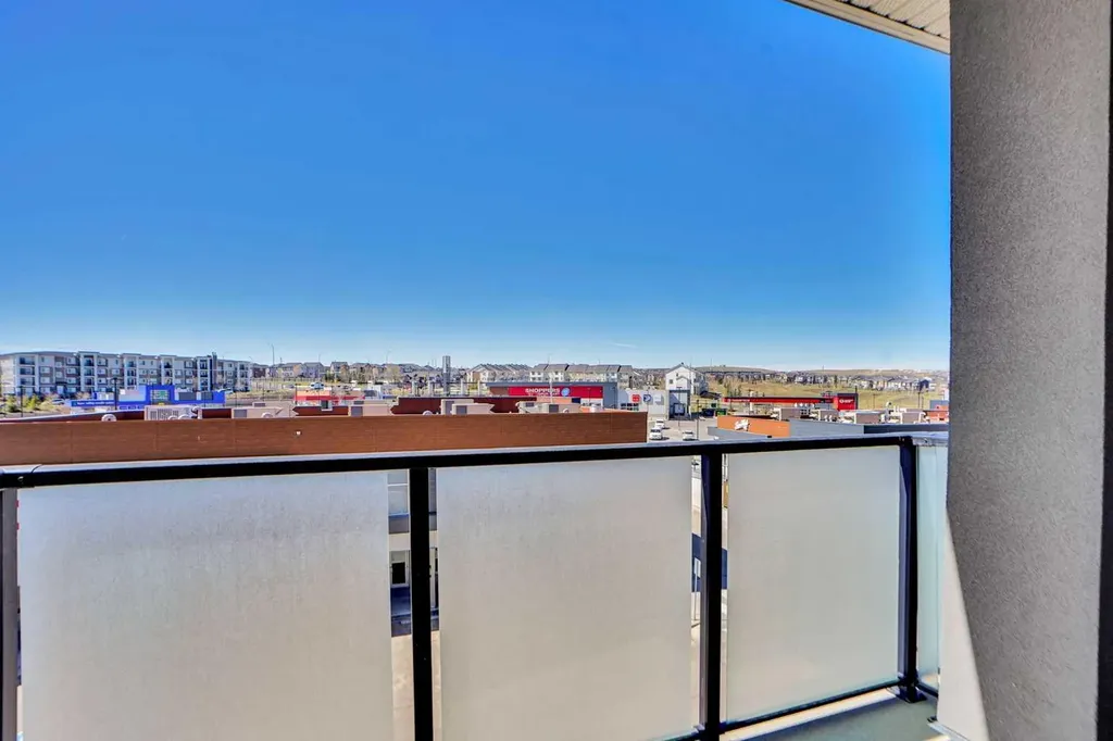 138 Sage Valley Common NW Calgary AB T3R1X7