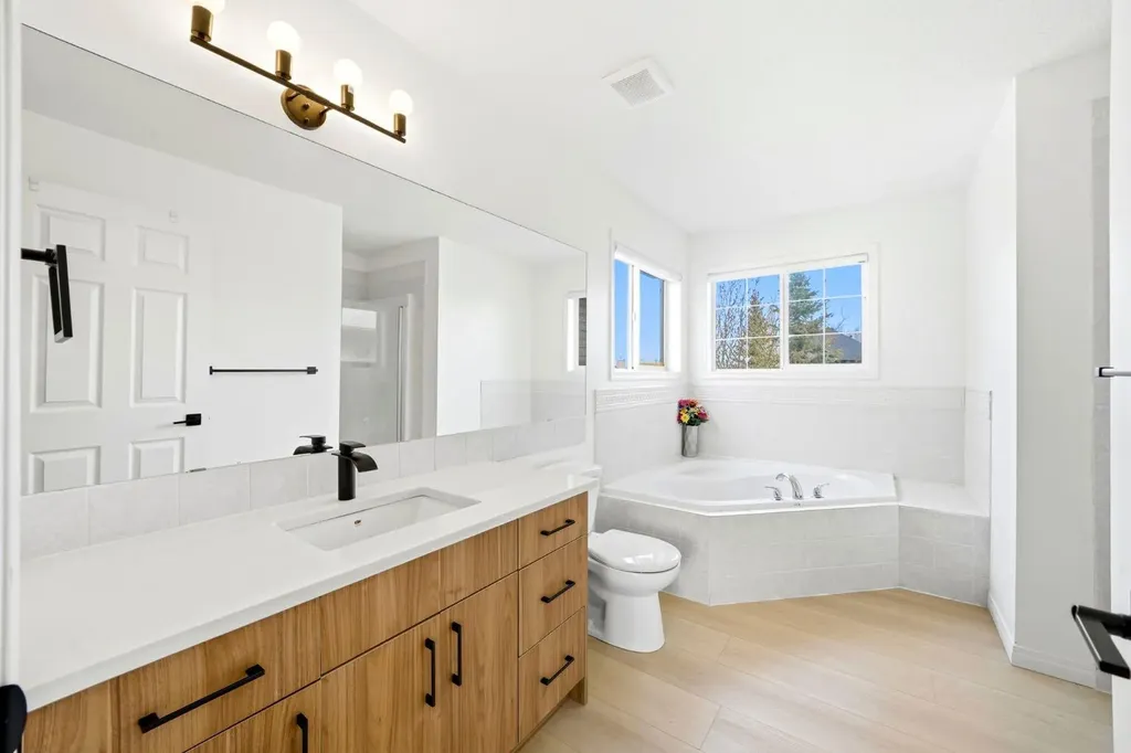 193 Hidden Creek Road NW Calgary AB T3A 6L7