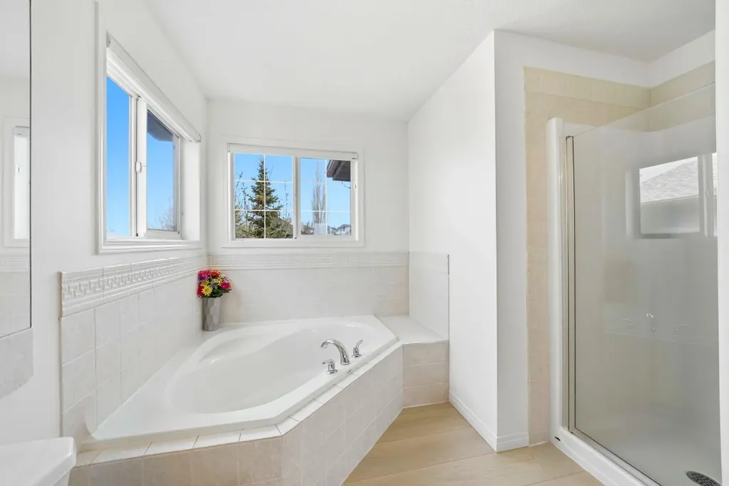 193 Hidden Creek Road NW Calgary AB T3A 6L7