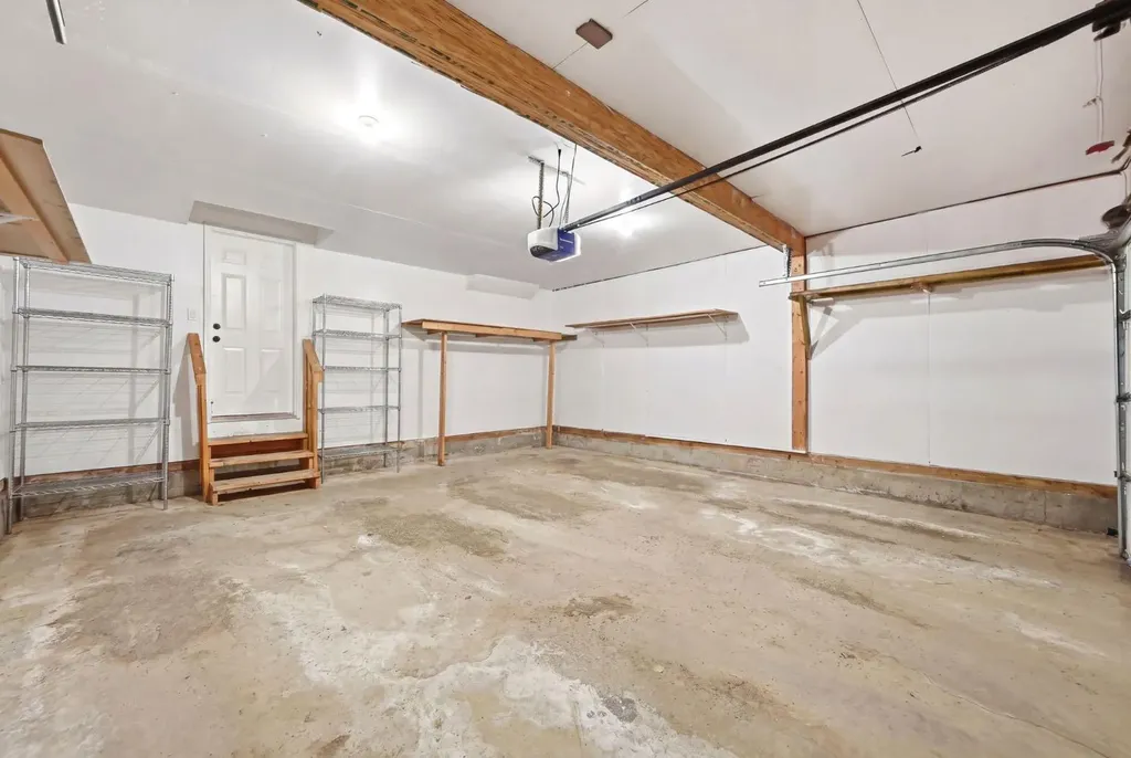 193 Hidden Creek Road NW Calgary AB T3A 6L7