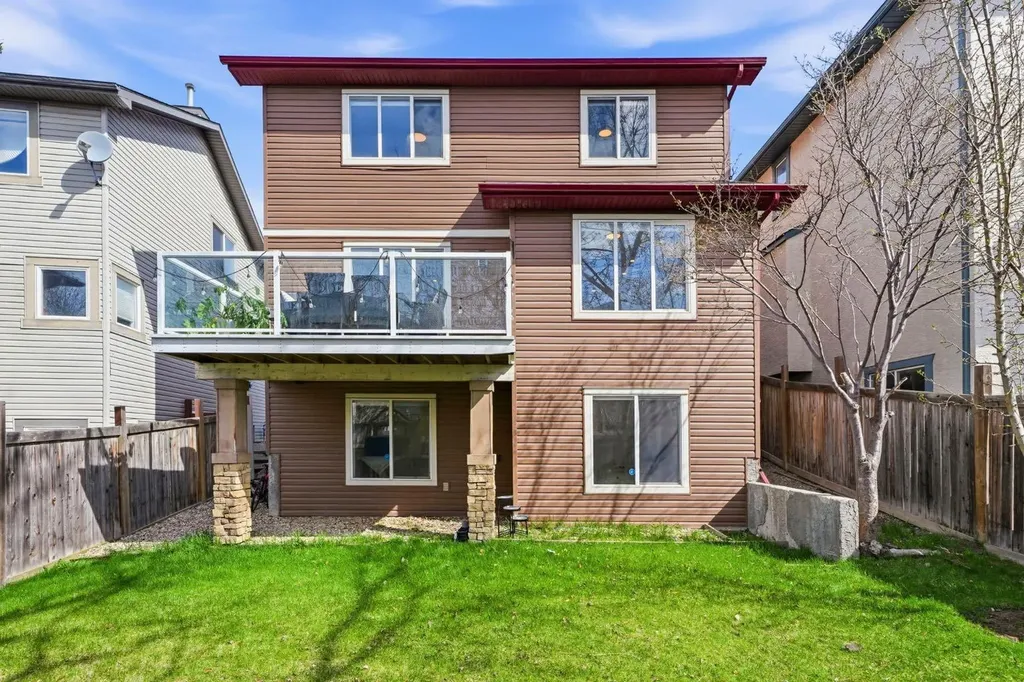 193 Hidden Creek Road NW Calgary AB T3A 6L7