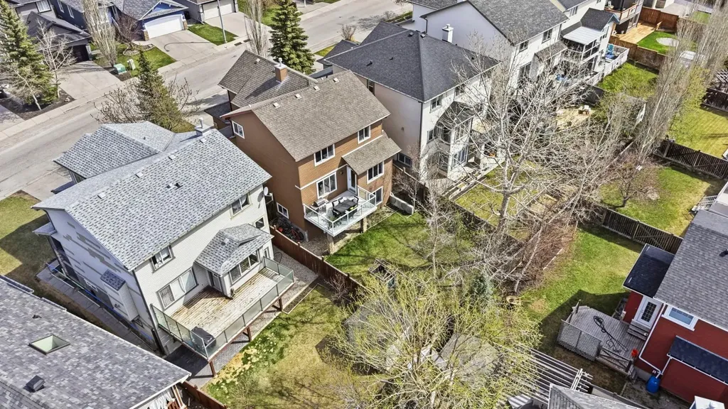 193 Hidden Creek Road NW Calgary AB T3A 6L7