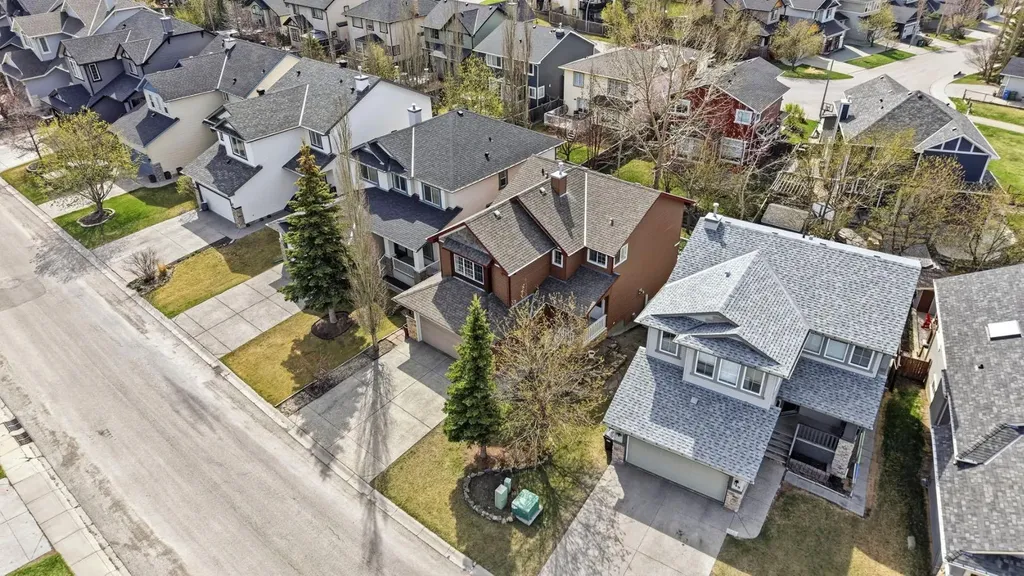 193 Hidden Creek Road NW Calgary AB T3A 6L7