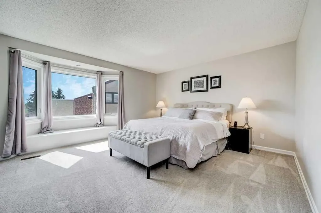 27 Niska Place W Lethbridge AB T1K 6G9