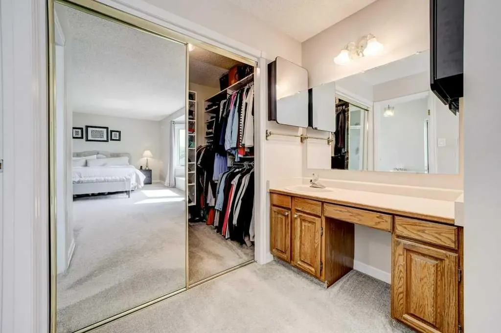 27 Niska Place W Lethbridge AB T1K 6G9