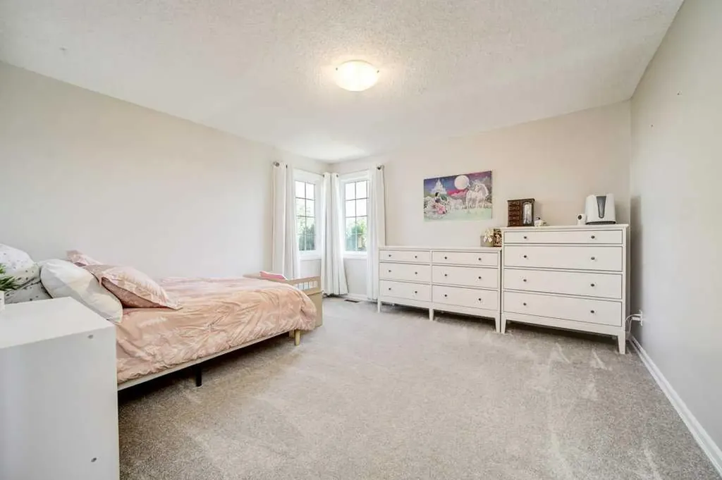 27 Niska Place W Lethbridge AB T1K 6G9