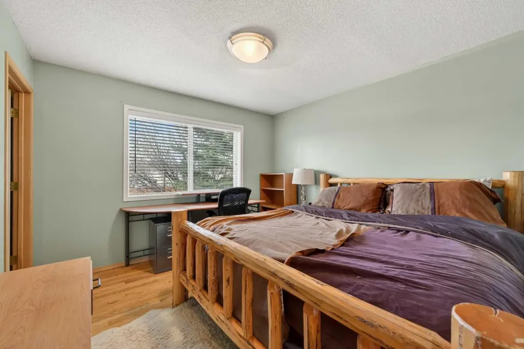 33 Harvest Oak Circle NE Calgary AB T3K 4S6