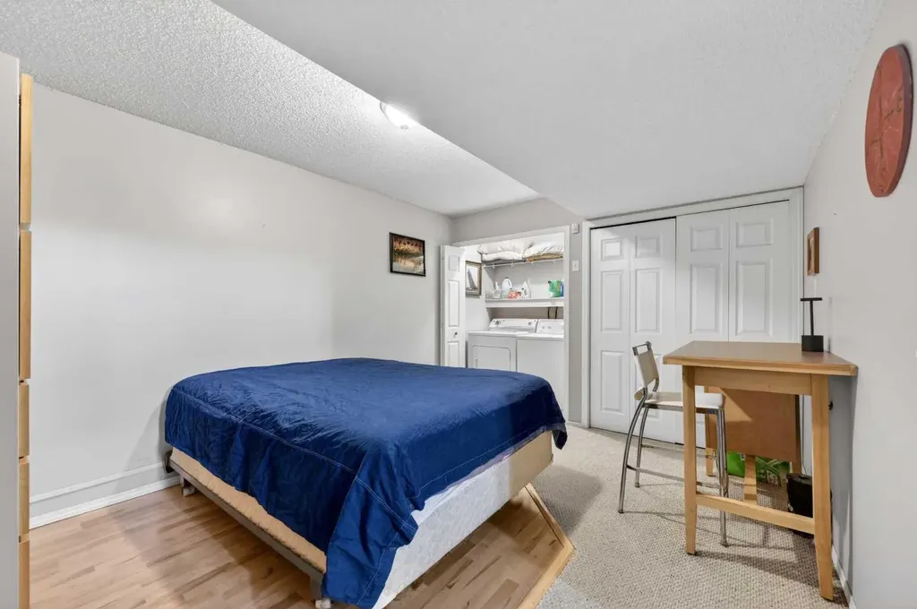 33 Harvest Oak Circle NE Calgary AB T3K 4S6