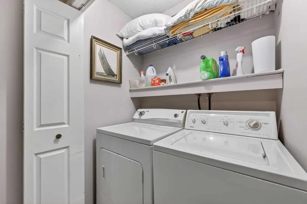 33 Harvest Oak Circle NE Calgary AB T3K 4S6