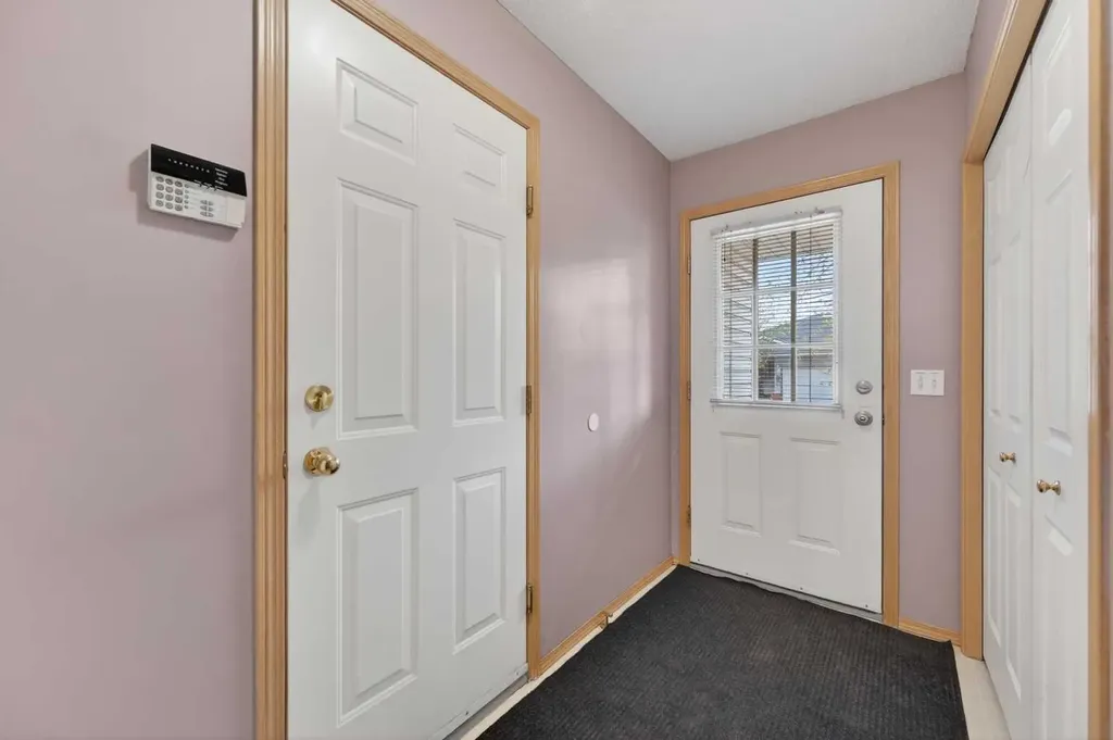 33 Harvest Oak Circle NE Calgary AB T3K 4S6