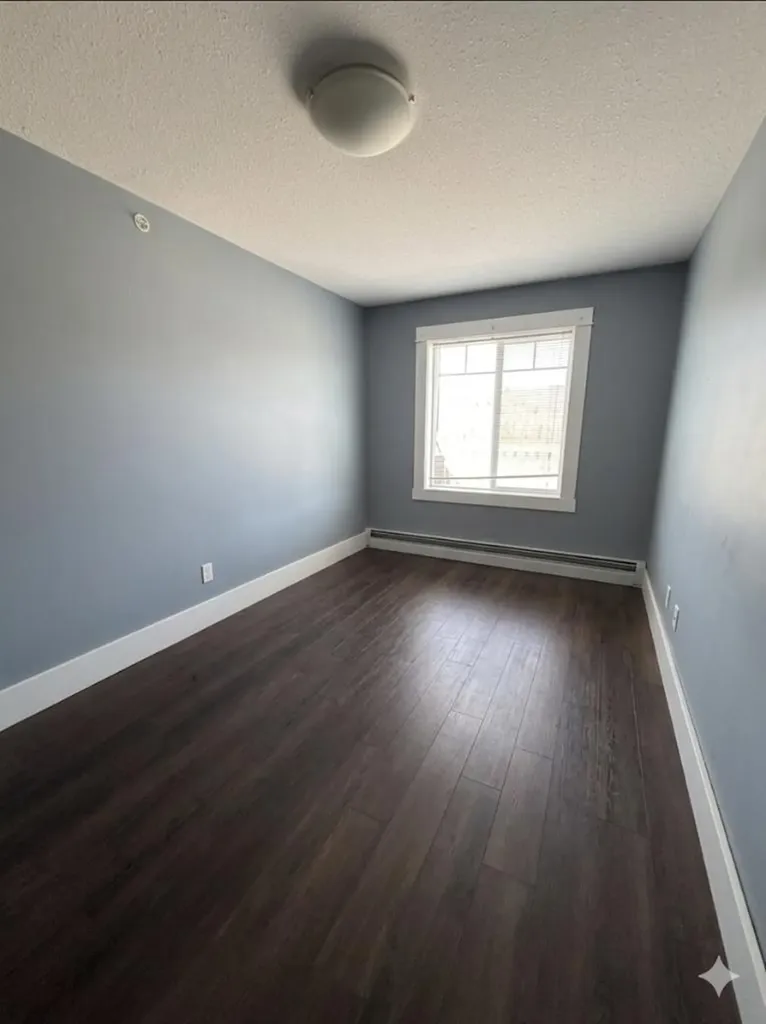 10217 Queen Street Fort Mcmurray AB T9H 5S5