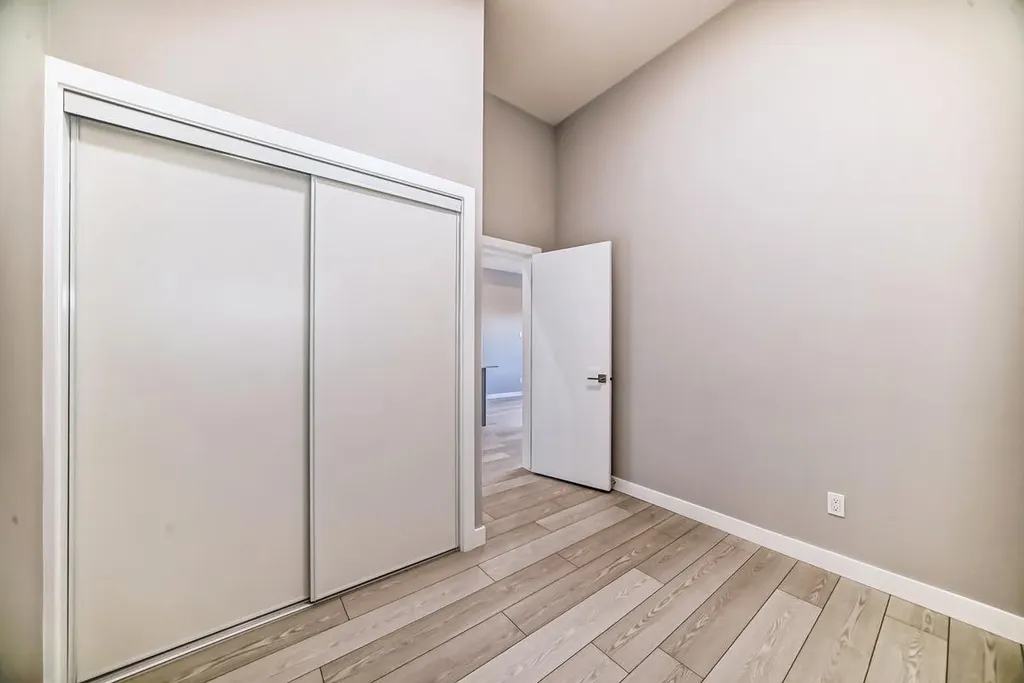 60 Skyview Ranch Road NE Calgary AB T3N0G3
