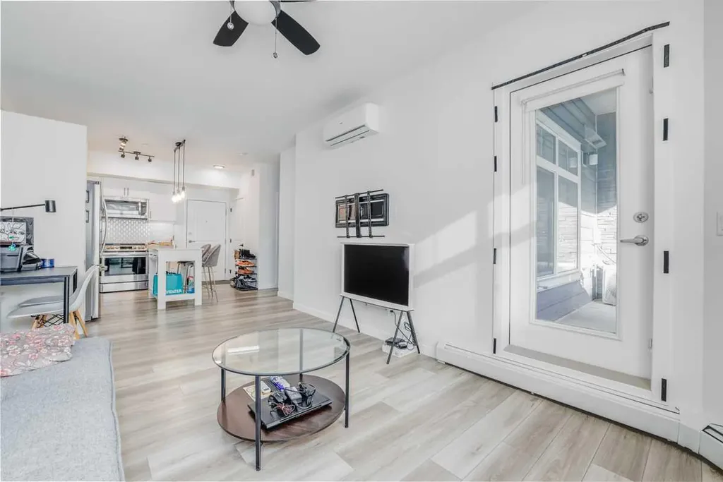3727 Sage Hill Drive NW Calgary AB T3R 1T7
