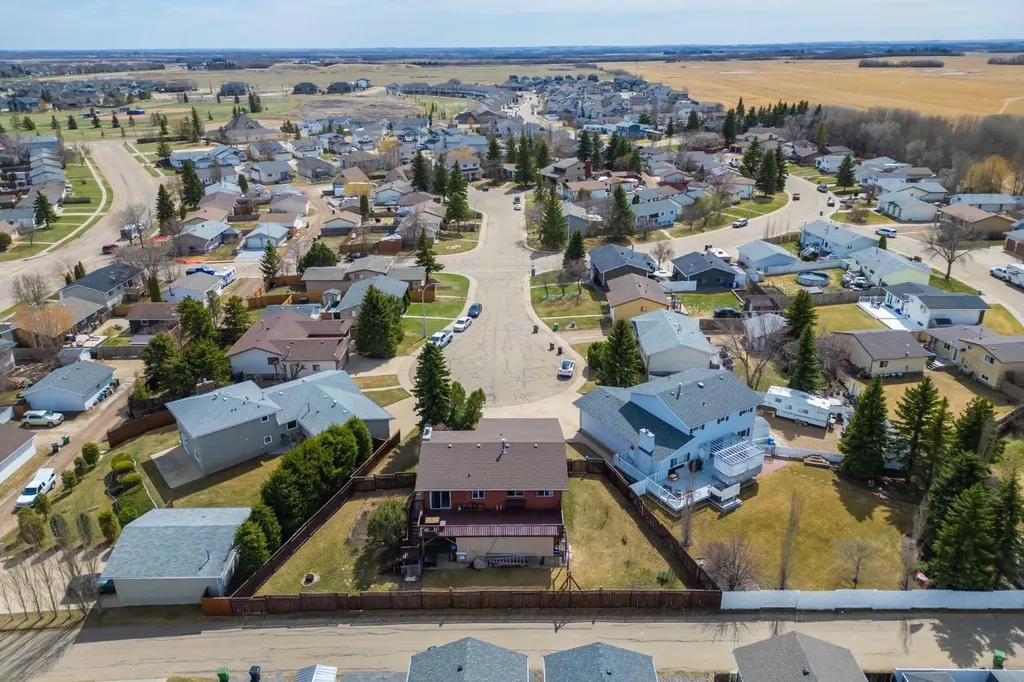 4310 74 Street Camrose AB T4V 3V3