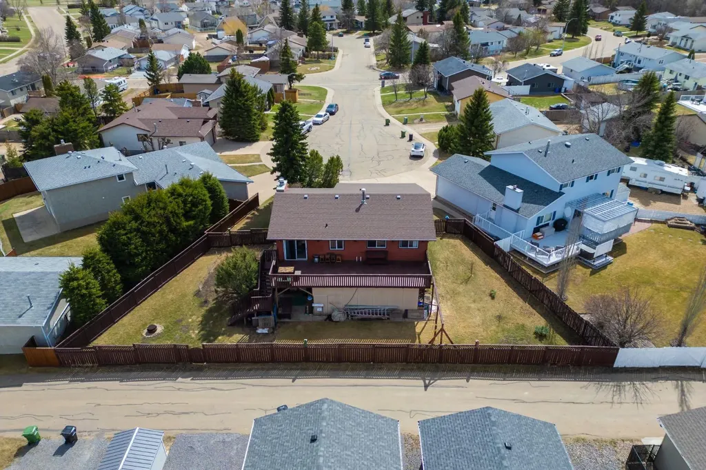 4310 74 Street Camrose AB T4V 3V3