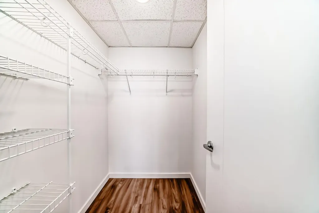 1629 38 Street SW Calgary AB T3C 1T8