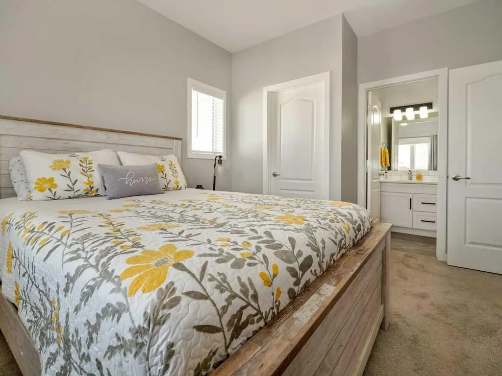 322 Northlander Bend W Lethbridge AB T1J5K8