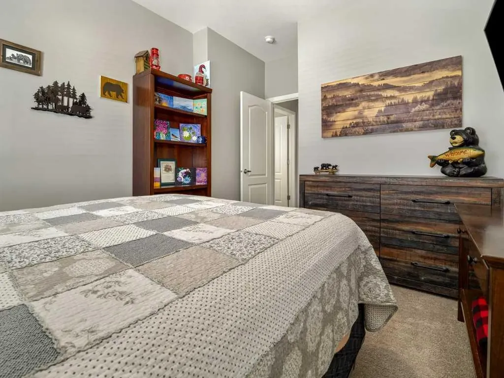 322 Northlander Bend W Lethbridge AB T1J5K8