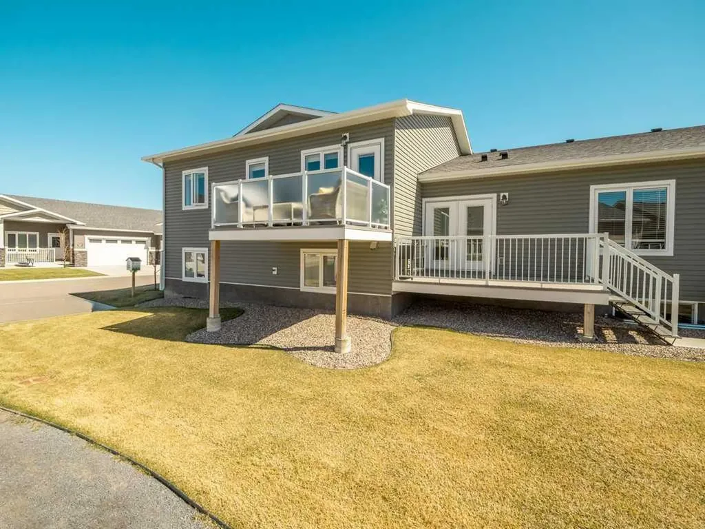 322 Northlander Bend W Lethbridge AB T1J5K8