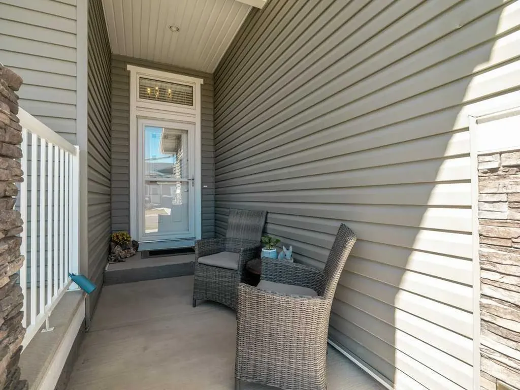 322 Northlander Bend W Lethbridge AB T1J5K8