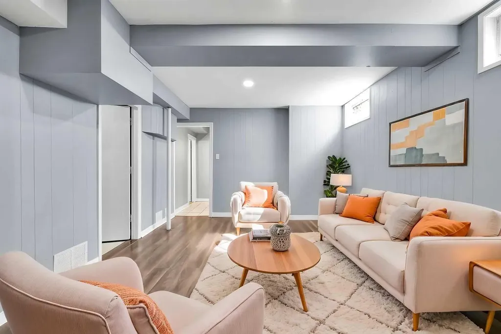 639 Kingsmere Crescent SW Calgary AB T2V 2H9