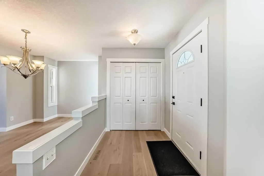 159 Citadel Peak Circle NW Calgary AB T3G 4H7