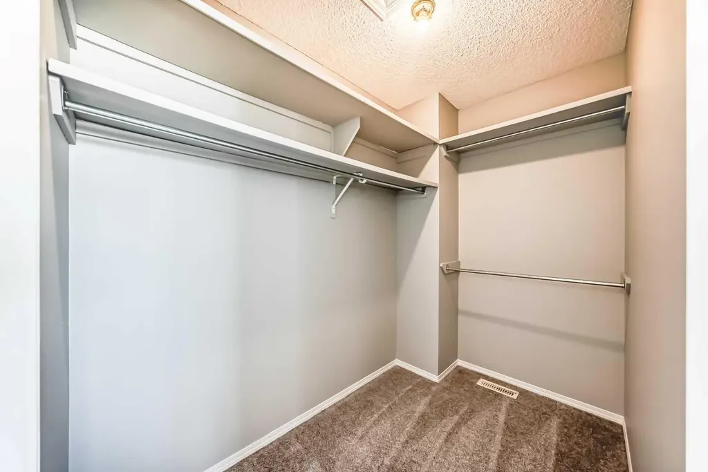 159 Citadel Peak Circle NW Calgary AB T3G 4H7