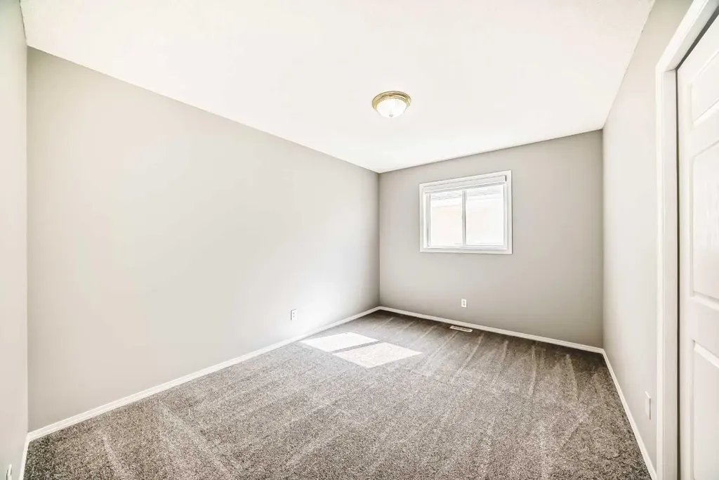 159 Citadel Peak Circle NW Calgary AB T3G 4H7