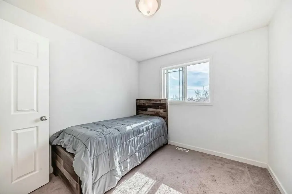 54 Panatella Park NW Calgary AB T3k 6k4