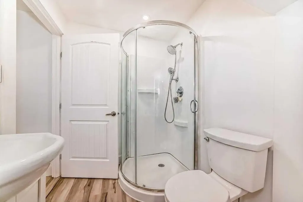 54 Panatella Park NW Calgary AB T3k 6k4
