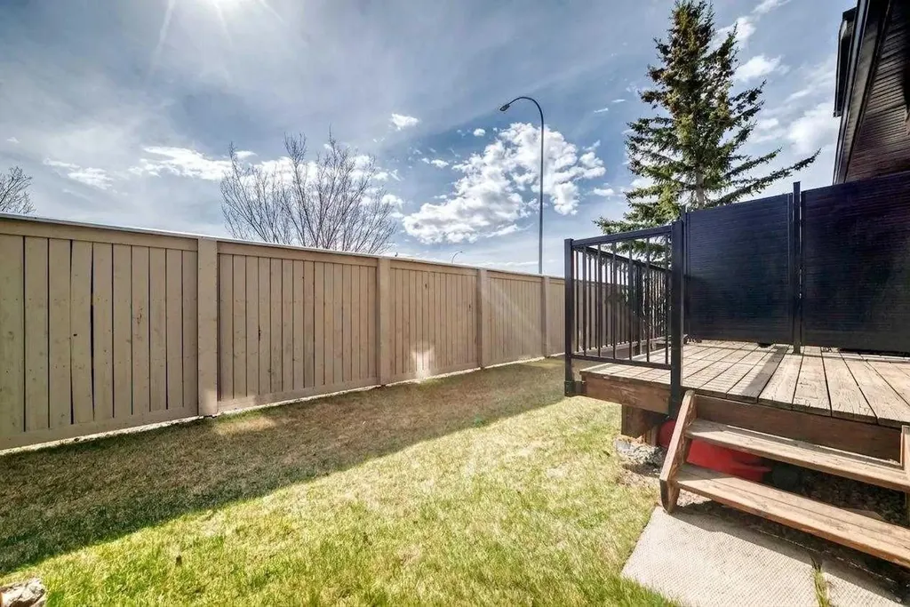 54 Panatella Park NW Calgary AB T3k 6k4