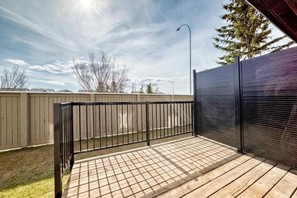 54 Panatella Park NW Calgary AB T3k 6k4