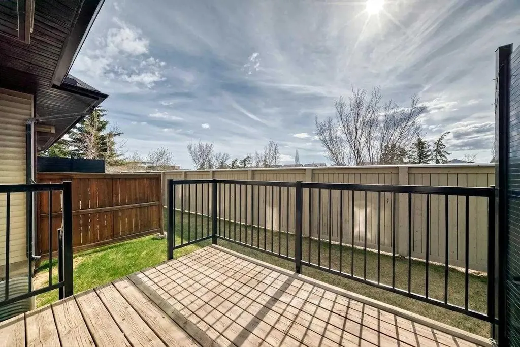 54 Panatella Park NW Calgary AB T3k 6k4