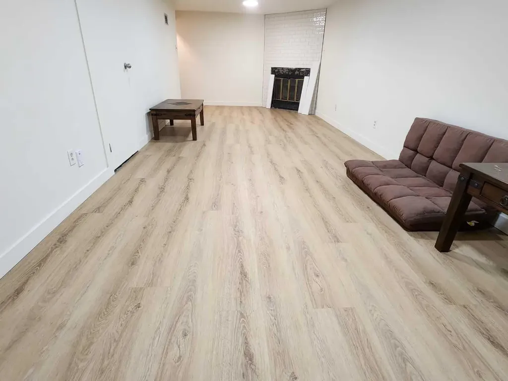 7304 5 Street SW Calgary AB T2Y 1B1