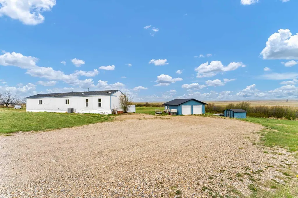 12006 Range Road 43 Rural Cypress County AB T0J1A0