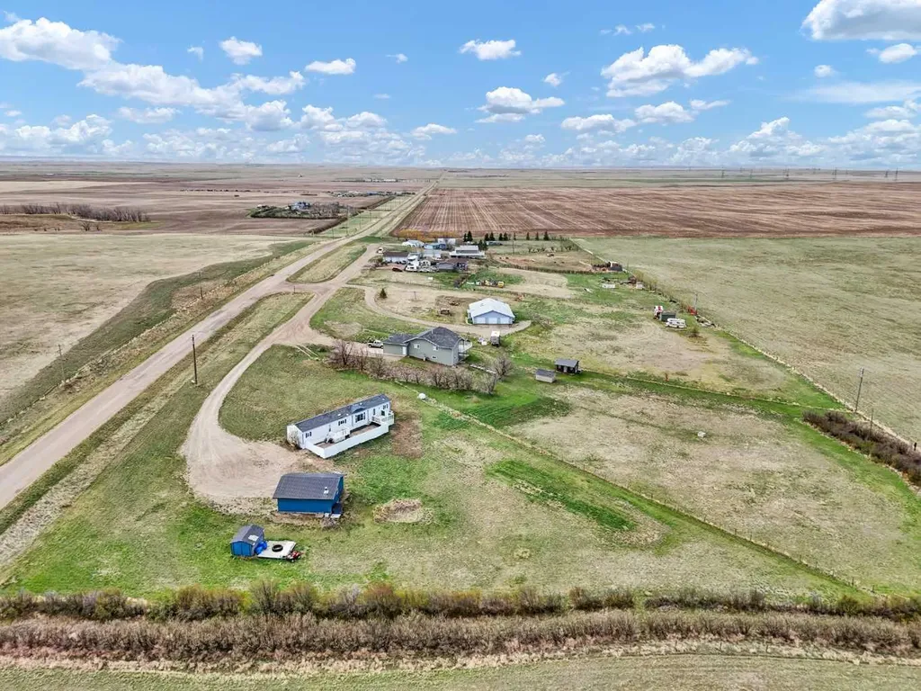 12006 Range Road 43 Rural Cypress County AB T0J1A0