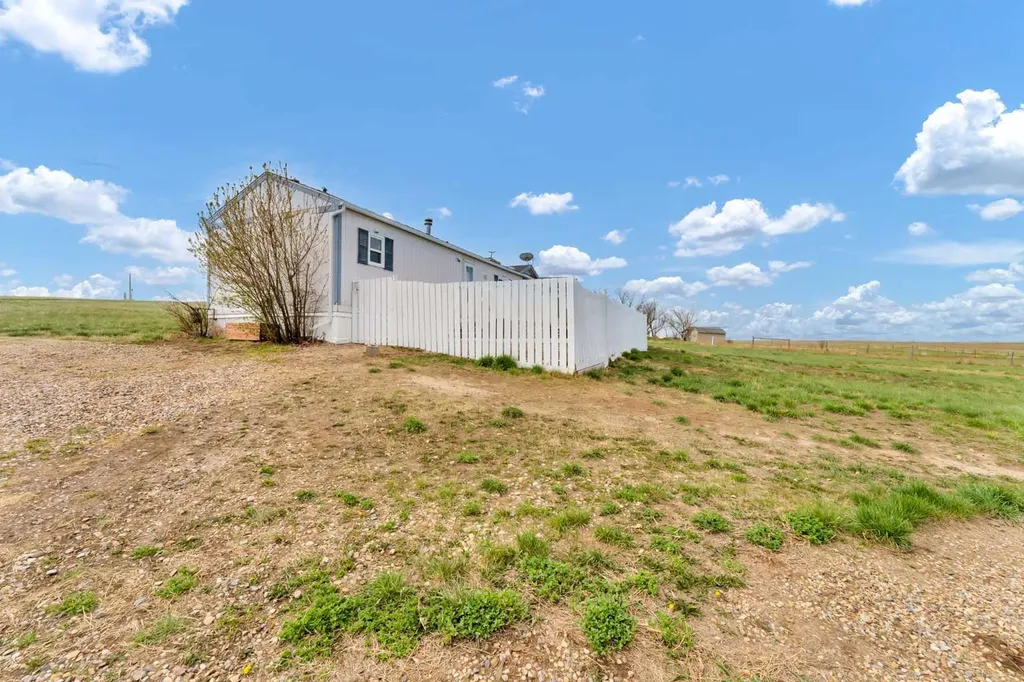 12006 Range Road 43 Rural Cypress County AB T0J1A0
