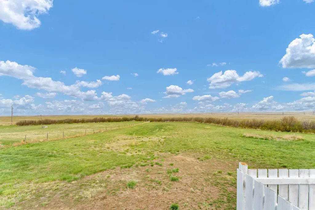 12006 Range Road 43 Rural Cypress County AB T0J1A0