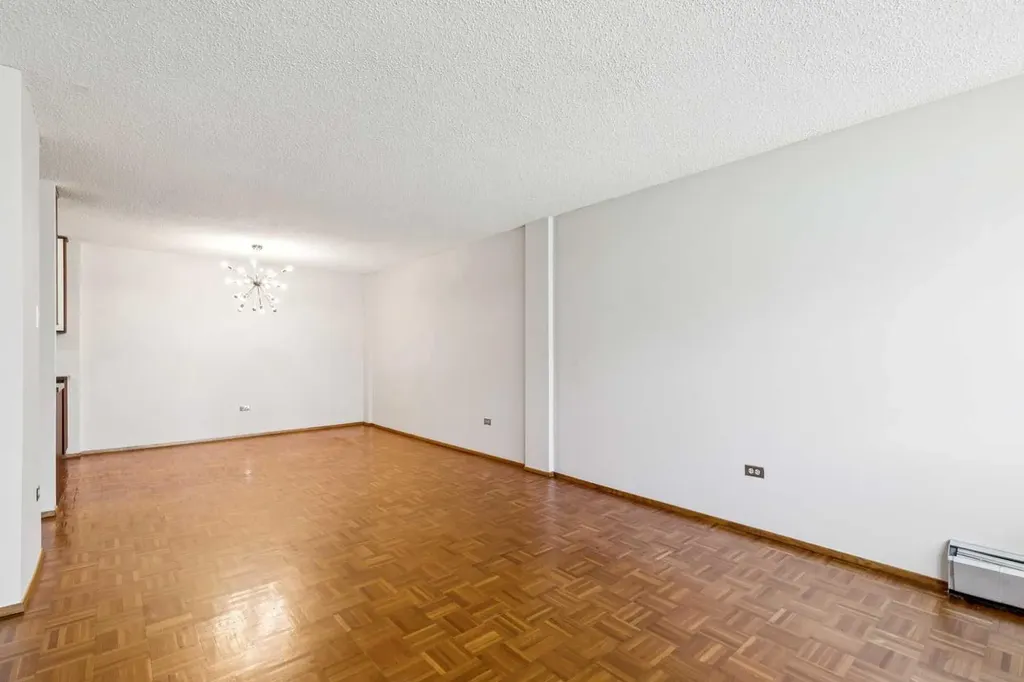 1620 8 Avenue NW Calgary AB T2N 1C4