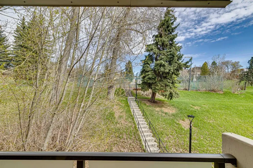 1620 8 Avenue NW Calgary AB T2N 1C4