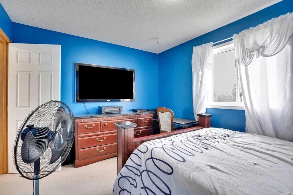 5189 Coral Shores Drive NE Calgary AB t3j 3j6