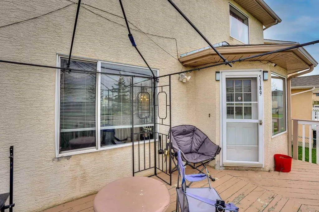 5189 Coral Shores Drive NE Calgary AB t3j 3j6