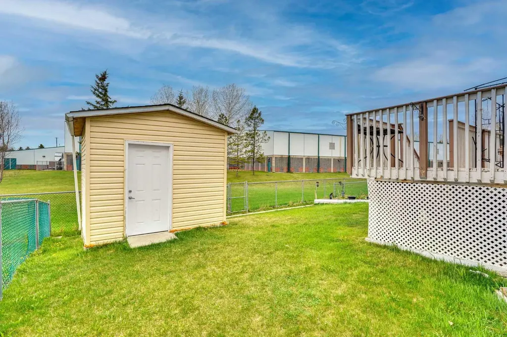 5189 Coral Shores Drive NE Calgary AB t3j 3j6